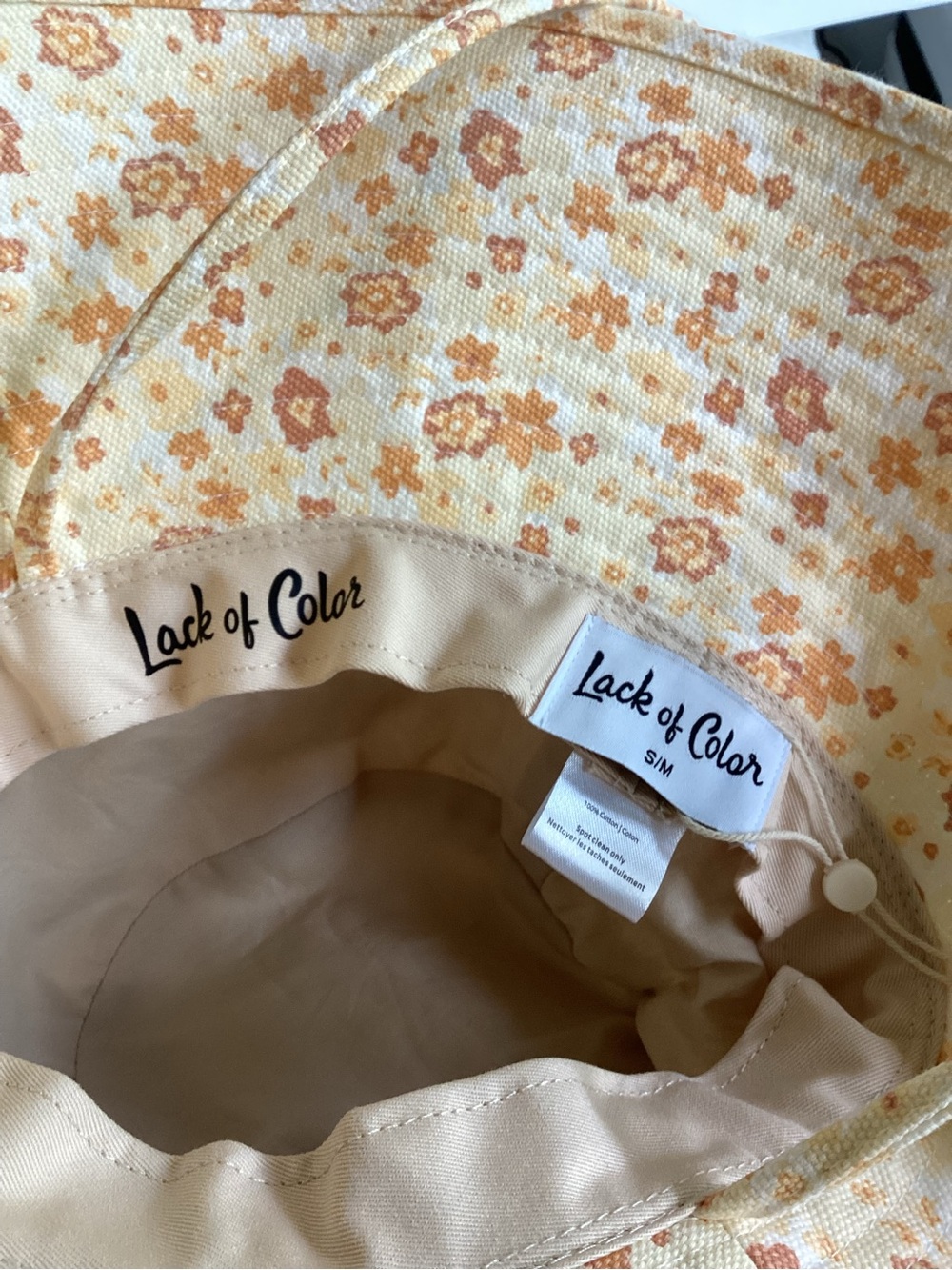 Lack Of Color Cotton Peach Bloom Floral Holiday Bucket Hat Sz S/M NWT - Picture 3 of 10